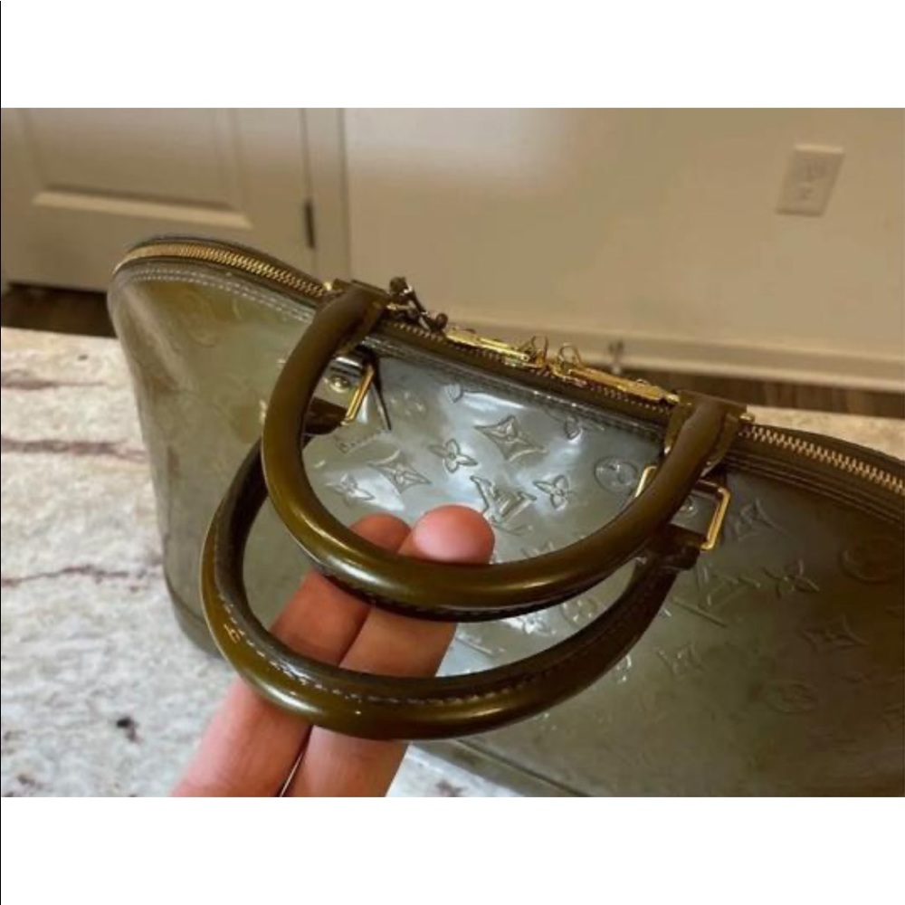 Louis Vuitton Alma GM - Picture 11 of 11